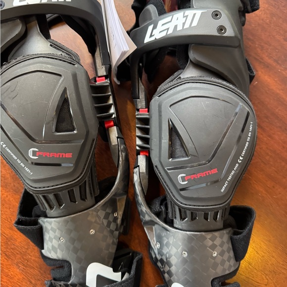 LEATT MOTO GEAR
C FRAME PRO - Picture 6 of 8